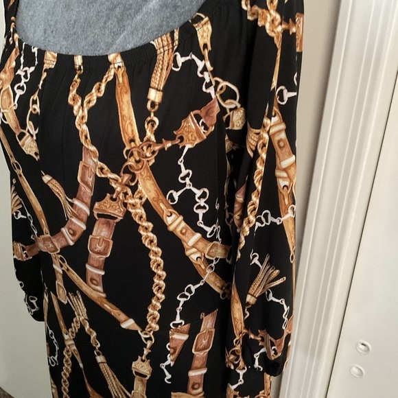 💛 Black Chain Link Print Maxi Dress - Picture 2 of 5